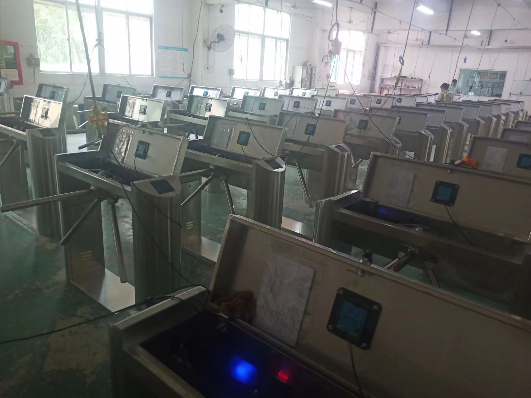 Introduction to the Technical Disadvantages of Three-Roller Gate Access Control Card,Tripod Turnstil